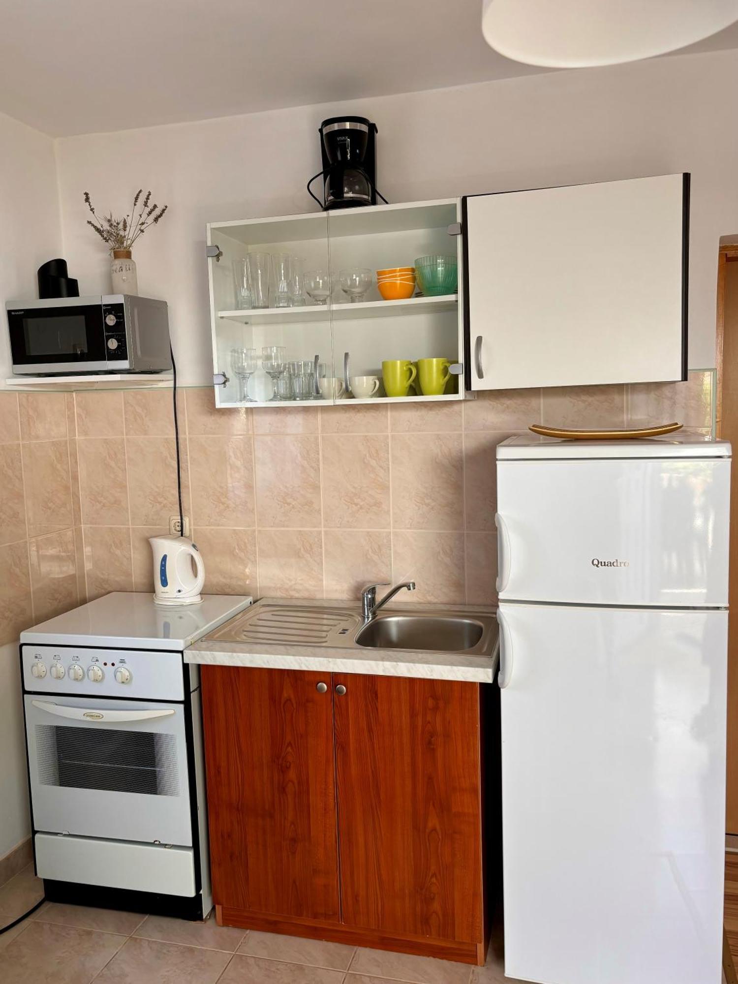 Apartmani Knezevic Поседар'є Екстер'єр фото
